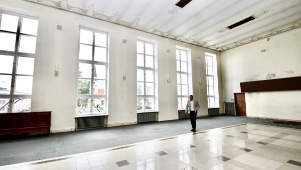 Võru saab südalinna kahe miljoni eest uue kooli ja esindussaali
